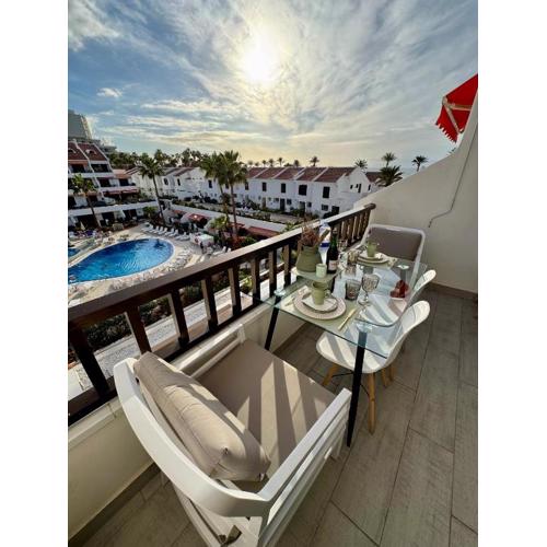 Luxury Parque Santiago I