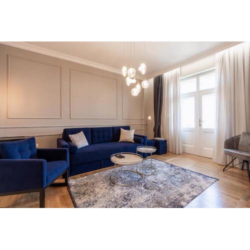 Luxury Peitho Residence