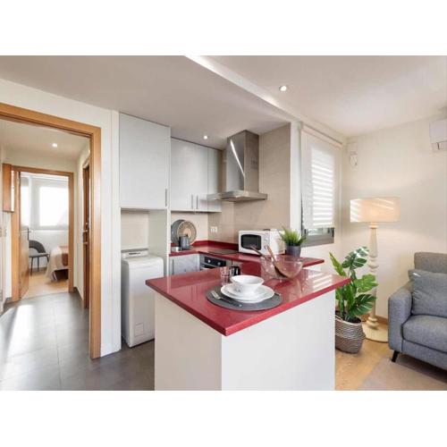 Luxury penthouse in Barcelona next to Diagonal, cleaning included