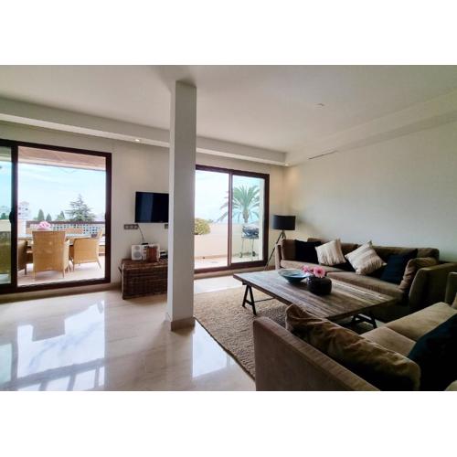 Luxury Penthouse in Medina Banus