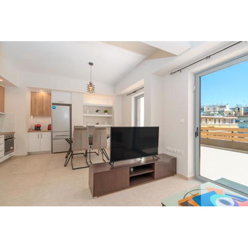 Luxury penthouse near Acropolis