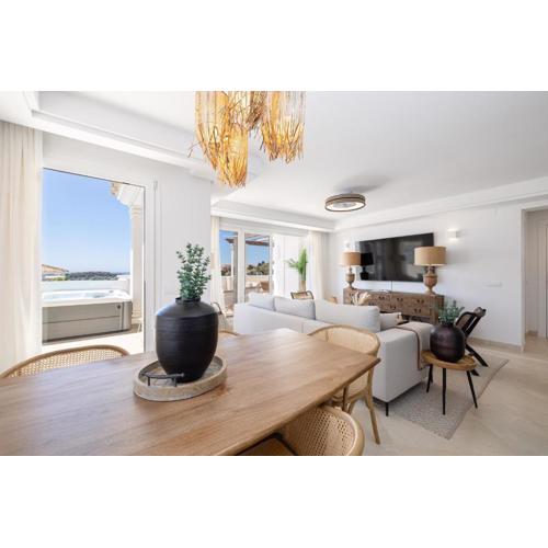 Luxury Penthouse Private SPA Aloha Marbella by AORA STAY