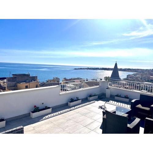 Luxury Penthouse Sea View with terrace
