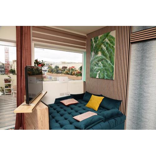 Luxury Penthouse Sea Views Garden Terrace 3 Bed 3 Bath 6 People Hot Tub from 1st of June