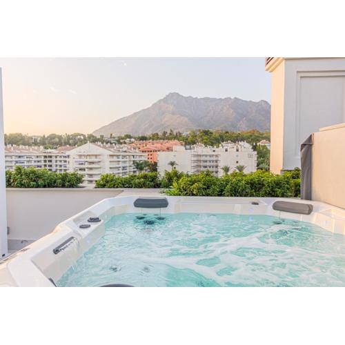 LUXURY PETHOUSE, Marbella TOP
