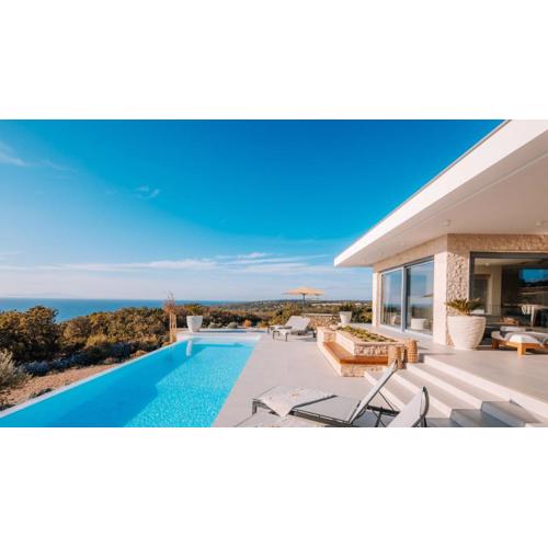 Luxury Plant Villas with the pool and seaview