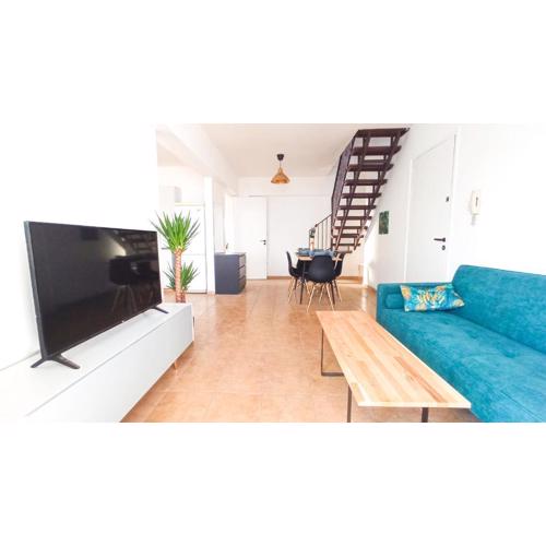 Luxury private rooms -SEA VIEW, GYM- 5 Min from beach! - private room in shared apartment
