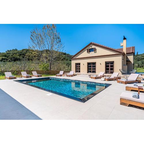 Luxury private villa queen Alla