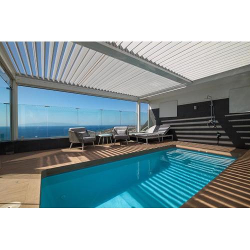 Luxury private villa with heated pool and amazing ocean view