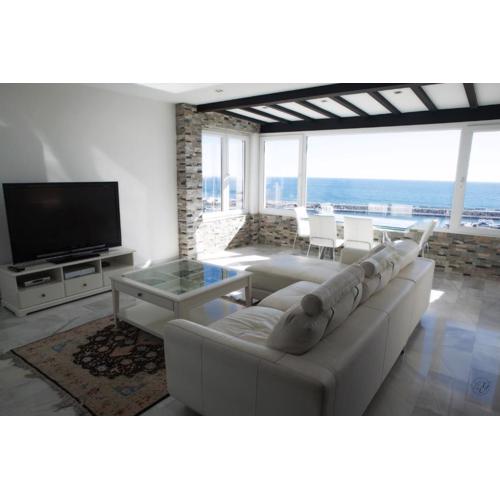 Luxury Puerto Banus Penthouse With Parking & WI-FI