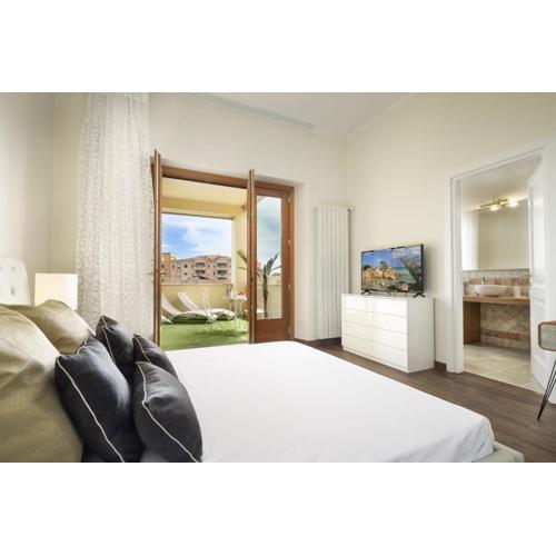 Luxury Rooms & Suites