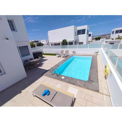 LUXURY RUBICON Jacuzzi y Piscina