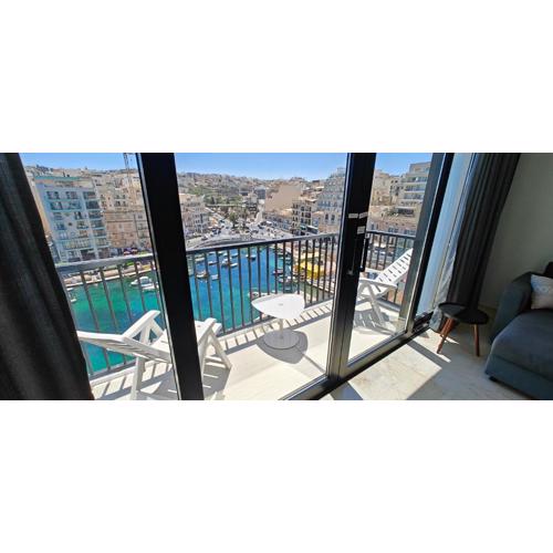 Luxury Sea Front at Spinola Bay St Julians