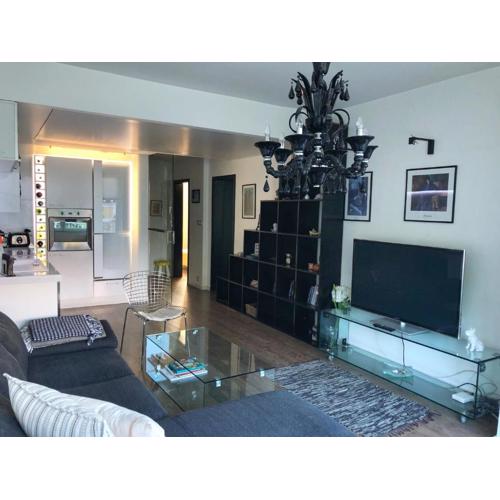 Luxury Sea View BULLDOG Place