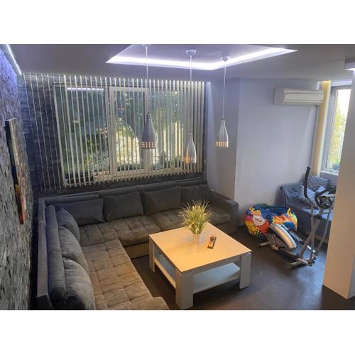 Luxury Seaside Villa with Jacuzzi & Garden - Varna
