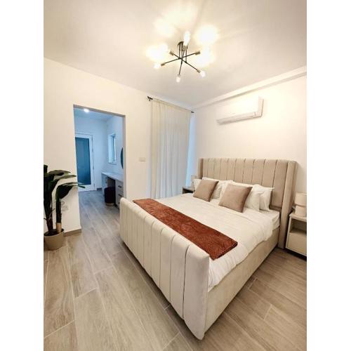 Luxury Stay Near Waterfront!