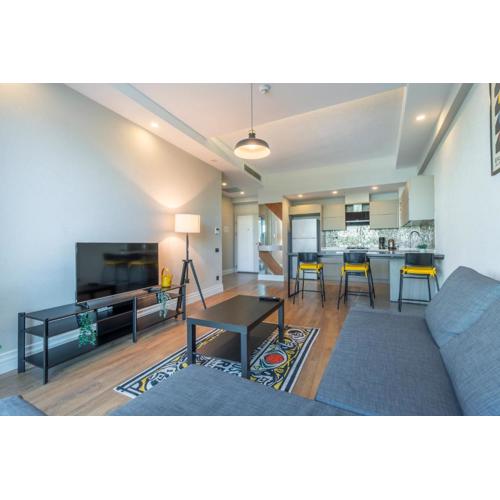 Luxury Stay with Maxibnb 1-Bed Pool, Free Spa, Fitness, Beach Access in Aksu