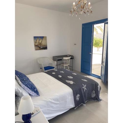 Luxury studio on the beach