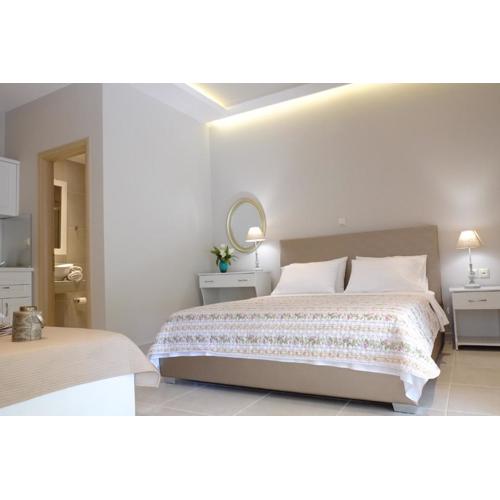 luxury studios & apartments Athanasias