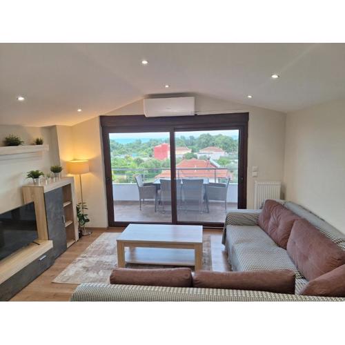 Luxury suite with sea and Olympus view