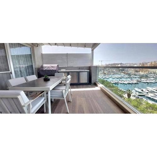 Luxury Terraced Seaview Apartment - Marina Harbour, Msida, Pieta\