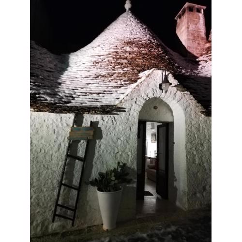 Luxury Trulli Sabotino 48