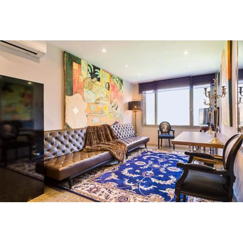 Luxury two bedrooms apartment