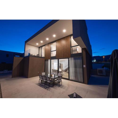Luxury Villa Bueno