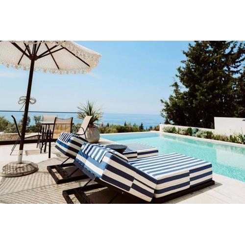 Luxury Villa Dhermi