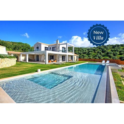 Luxury Villa Ebellina by PosarelliVillas