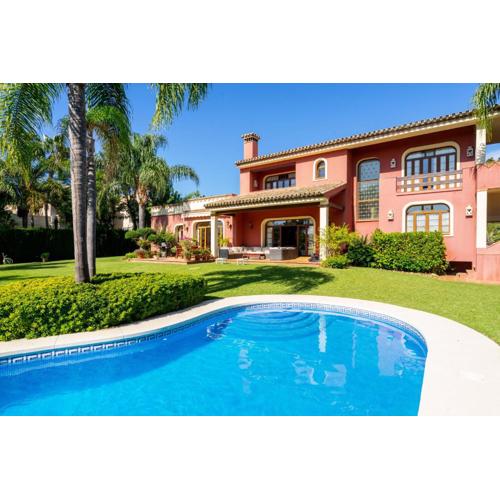 Luxury Villa in Guadalmina