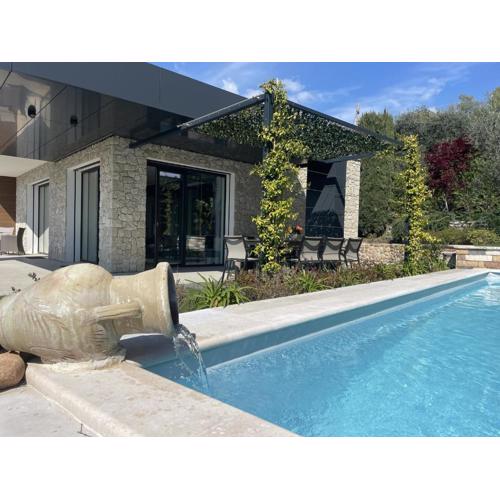 LUXURY VILLA ORIZZONTI - Regarda Travel