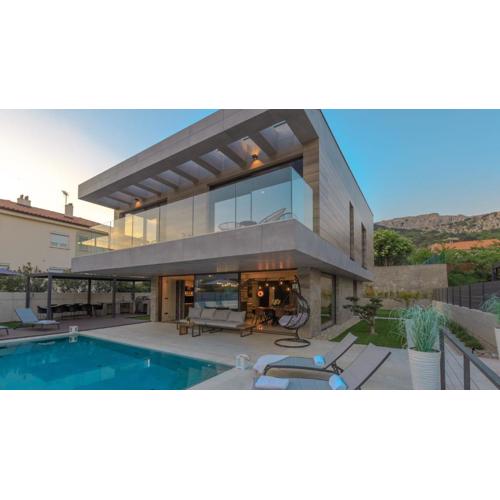 Luxury Villa Pearl 1 with infinity pool