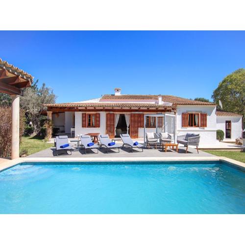Luxury villa retreat in Pollensa