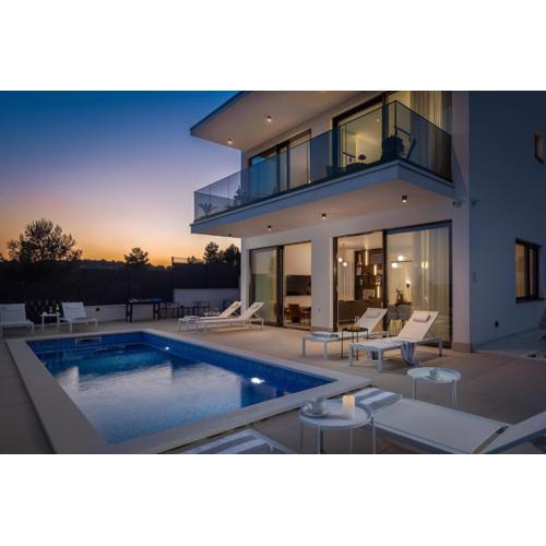 Luxury villa Sea Idea with outdoor swimming pool in Okrug Gornji - Trogir