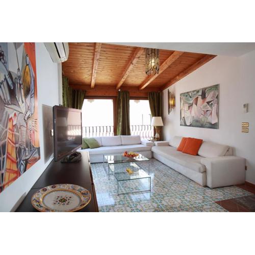 Luxury Villa Taormina city center, terrace with views