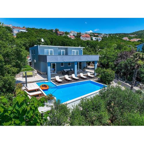 Luxury villa with a swimming pool Crikvenica - 21519