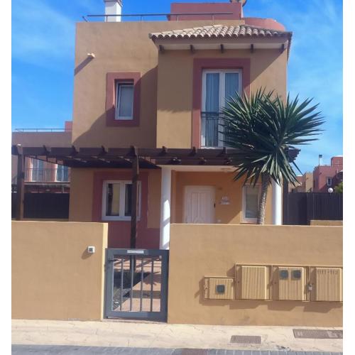Luxury Villa with heated pool in Corralejo