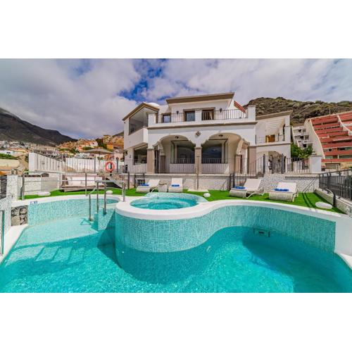 LuxuryVilla HeatedPool CostaAdeje PanoramicSeaView