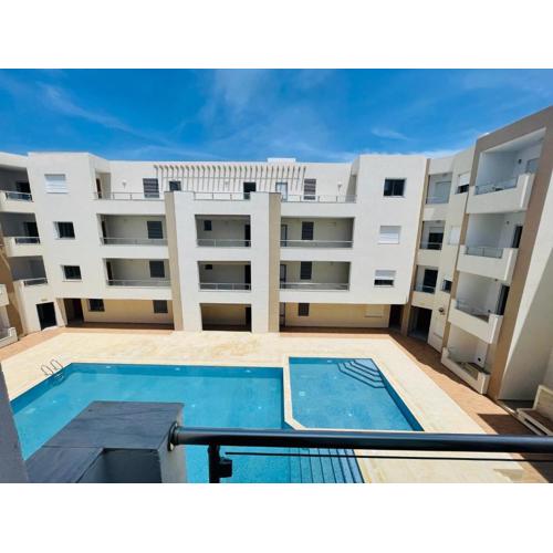 Luxus-Apartment mit Poolblick
