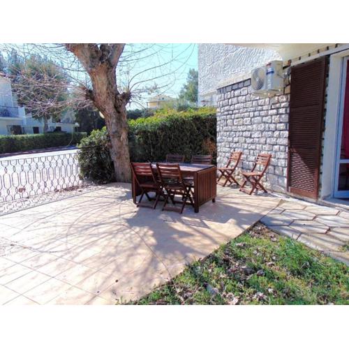 M084 - Marcelli, trilocale con giardino a 100 m. dal mare al Residence MareVerde