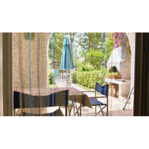 M092 - Marcelli, villetta con giardino a 250mt dal mare