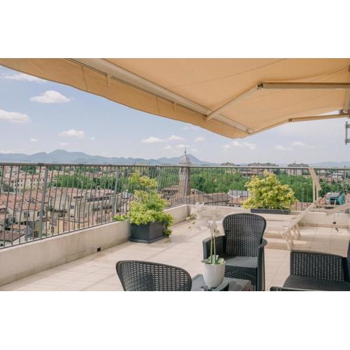 M14 SkyView City Center