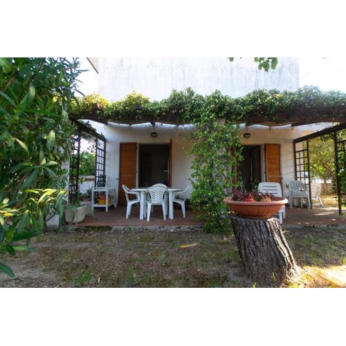 M148 - Marcelli, deliziosa villetta con giardino