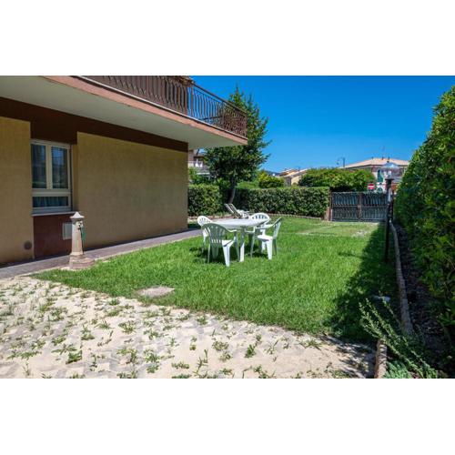 M152 - Marcelli, nuovo trilocale con giardino