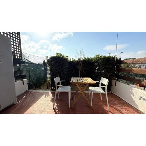 M419 - Marcelli, bilocale con terrazzo e aria condizionata