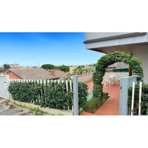 M430 - Marcelli, trilocale con terrazza vista mare e giardino