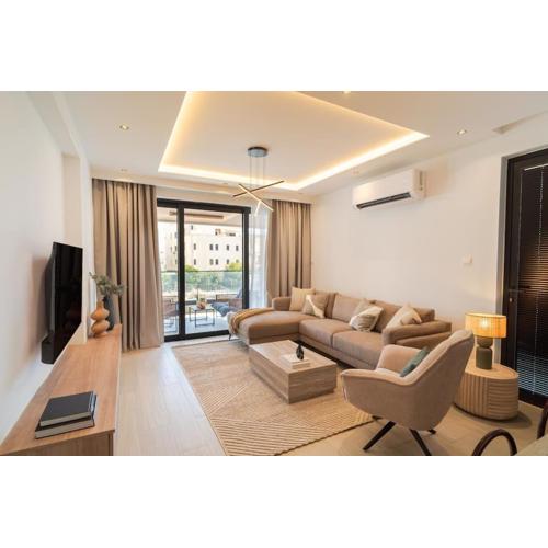 Mackenzie Sands 2 bdr Luxe Flat