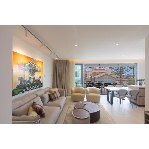 Mackenzy Dream Residence 202