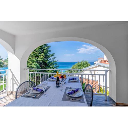 Maestral Apartments